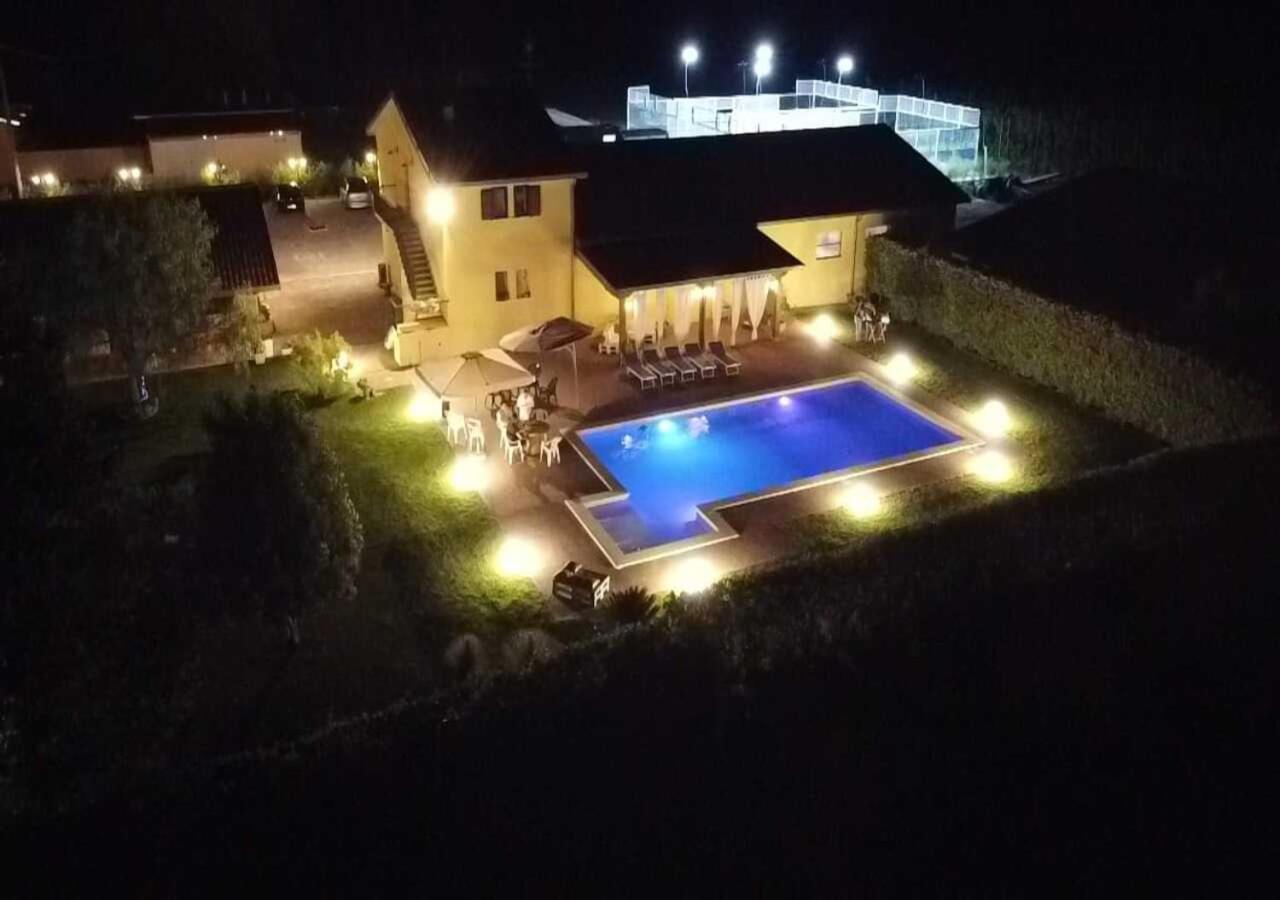 Agriturismo Casa Chiara Latina Exterior photo