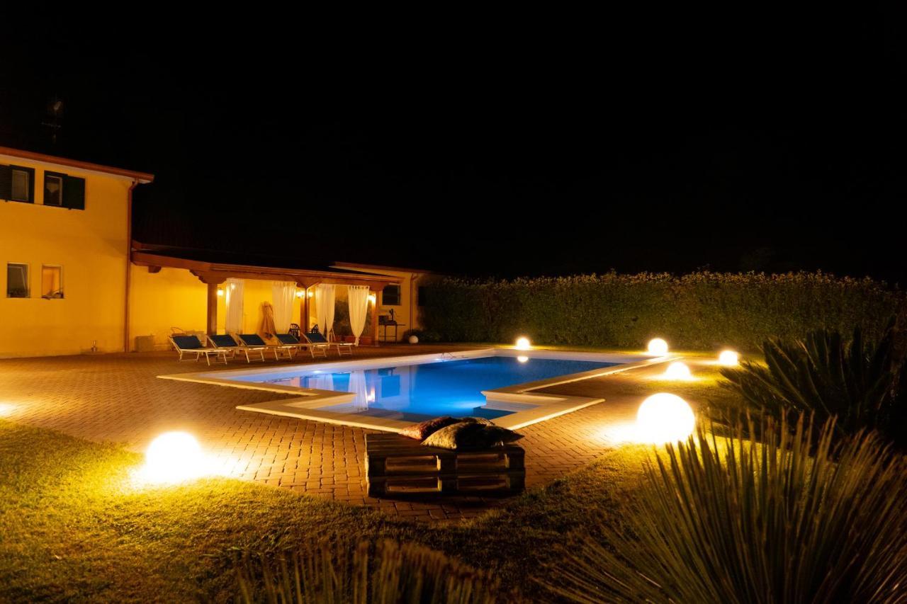 Agriturismo Casa Chiara Latina Exterior photo